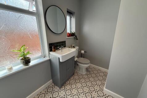 Bathroom-angle 2