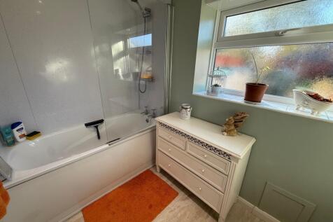 Ground Floor Bathroom