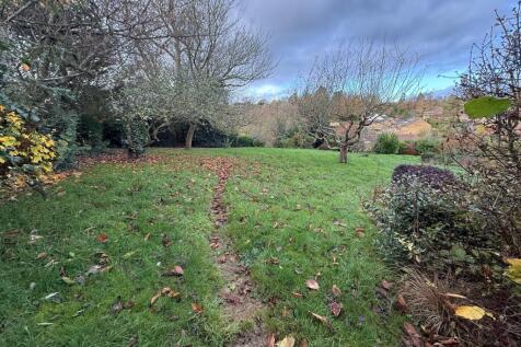 Side Garden Aspect 2