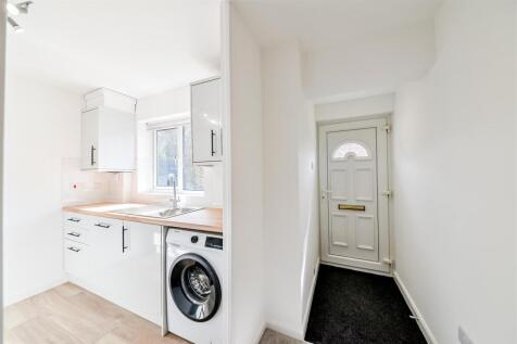 Hall Area/Kitchen