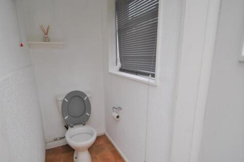 GROUND FLOOR WC.jpg