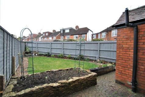 REAR GARDEN.jpg