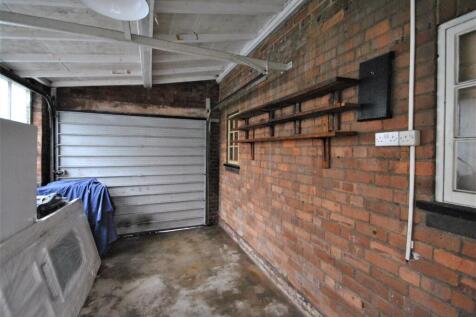 GARAGE.jpg