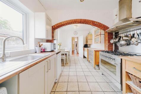 Breakfast Kitchen