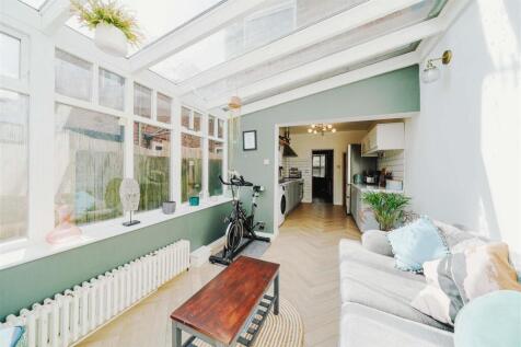 Garden Room/Kitchen