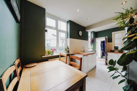 Breakfast Kitchen