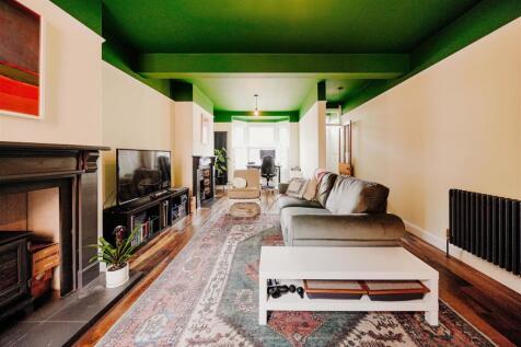 Through Lounge/Dining Room