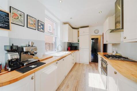Breakfast Kitchen