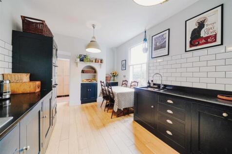 Breakfast Kitchen