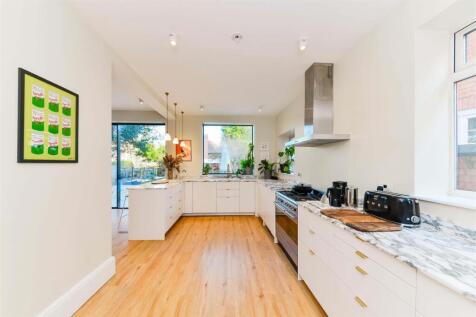 Open Plan Sitting/Dining/Kitchen