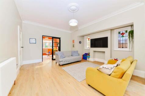 Open Plan Sitting/Dining/Kitchen