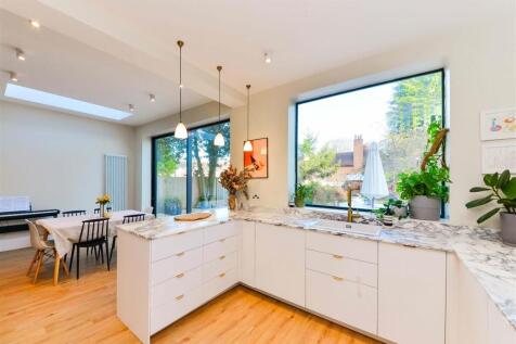 Open Plan Sitting/Dining/Kitchen