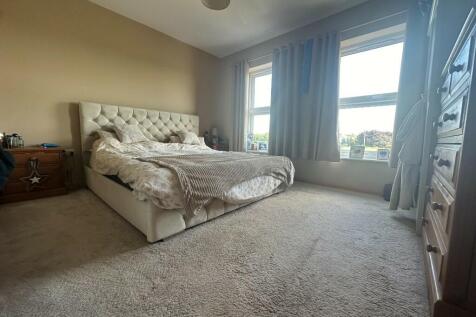 Master Bedroom 1