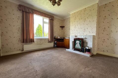 Front lounge