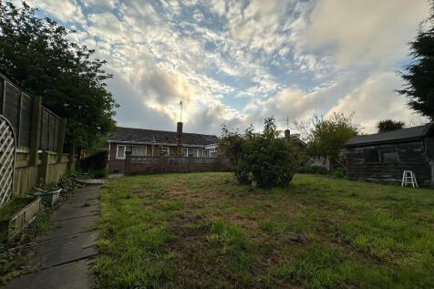 Enclosed Rear Garden
