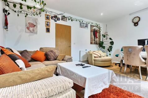 GI9A66873 Potash House 1 Canning Sq Enfield EB1 4B