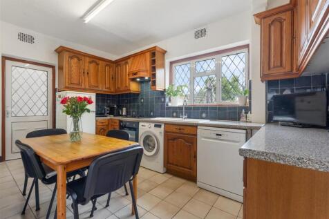 Bramley Road-No Watermark-11.jpg