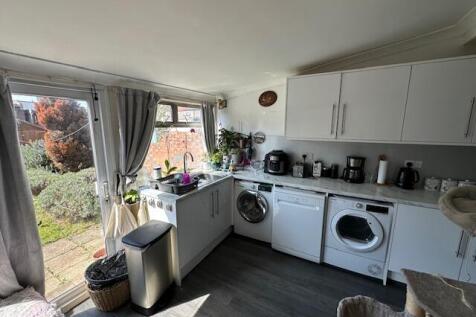 EXTENDED KITCHEN