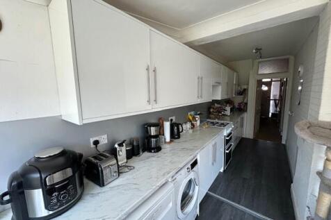 EXTENDED KITCHEN