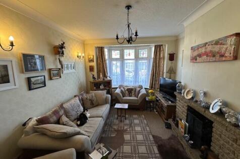 FRONT RECEPTION ROOM