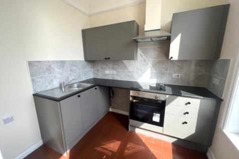 5 Avenham Place
