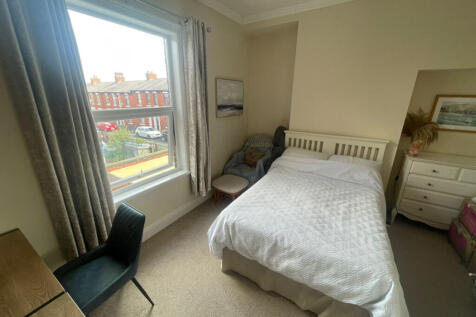86 Roebuck Street