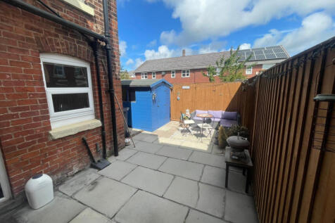 86 Roebuck Street