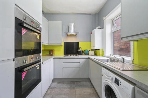 Rooms at 14 Portland Street