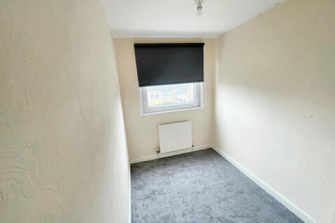 24 Ashfield