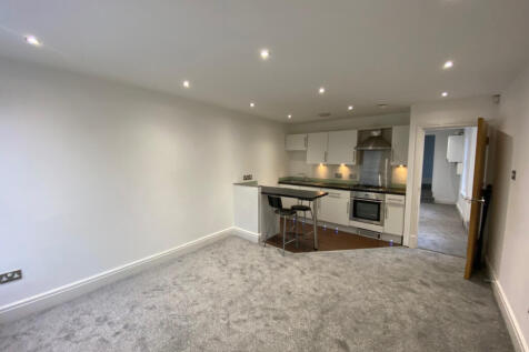 Flat 5, 39 West Cliff