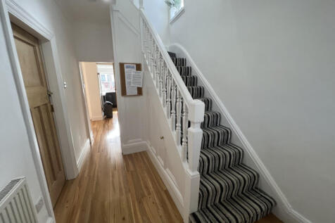 3 Winmarleigh Road