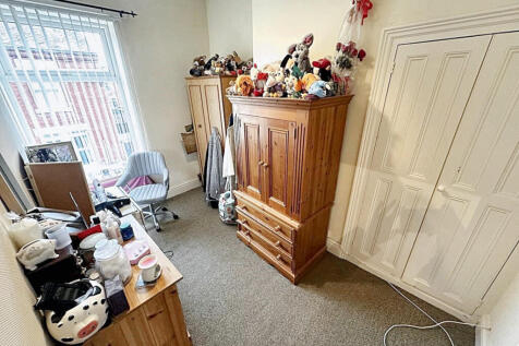 16 Ardee Road