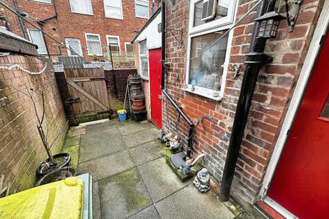16 Ardee Road