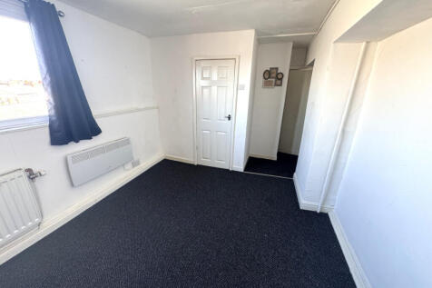 Studio 18, 41-43 Tulketh Crescent