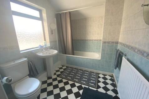 Room 1, 158a New Hall Lane