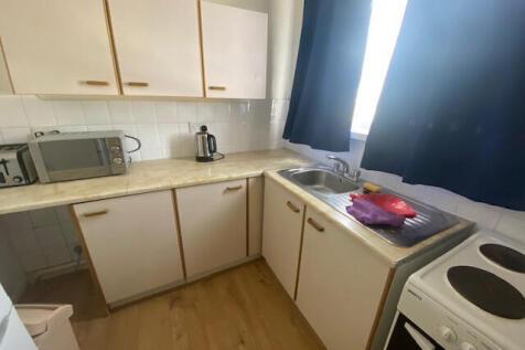 28 Gynn Avenue - Flat 4