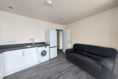 Derby Court Flat 13