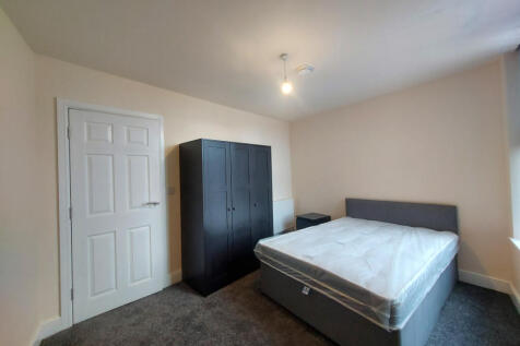 Derby Court Flat 13