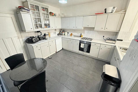3 Greenbank Avenue