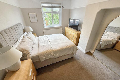 3 Greenbank Avenue