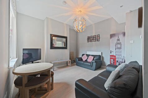 Rooms, 280 Plungington Road