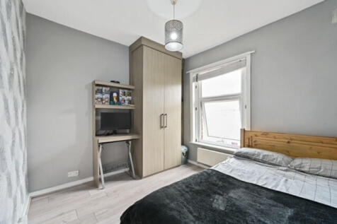 108 Wellington