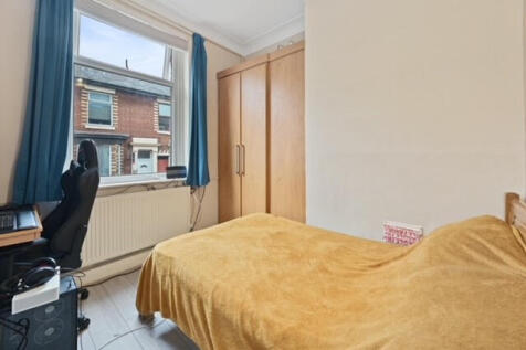 108 Wellington