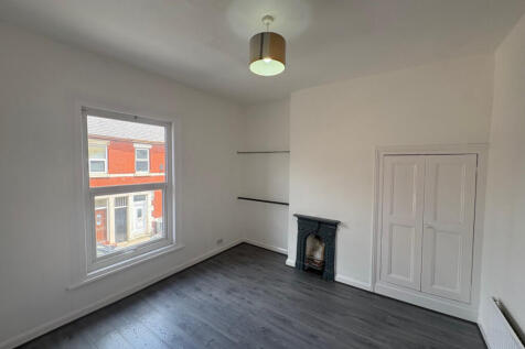 31 Moorhall Street