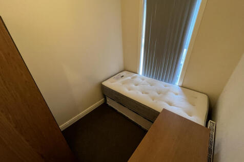 Room 4, 12 St Marks Road