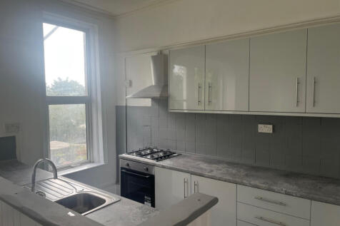 Ground Floor Flat - 57 Tulketh Crescent