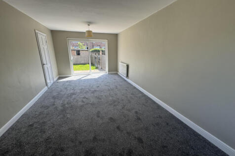 18 Silverdale Drive