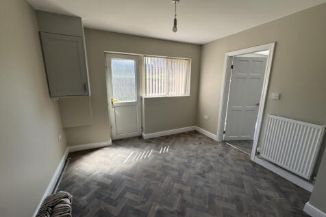18 Silverdale Drive