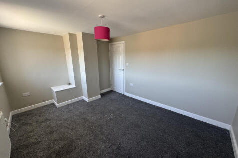18 Silverdale Drive