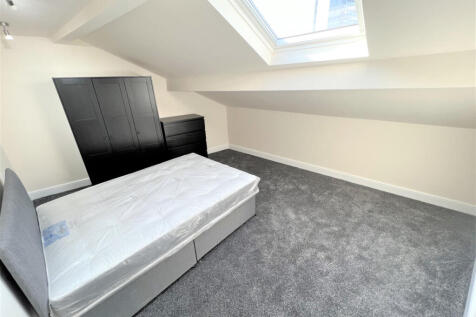 Flat 13 Derby Court